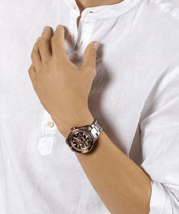 Rado Captain Cook High-Tech Ceramic Skeleton 43MM - R32148162 - Bilde 2